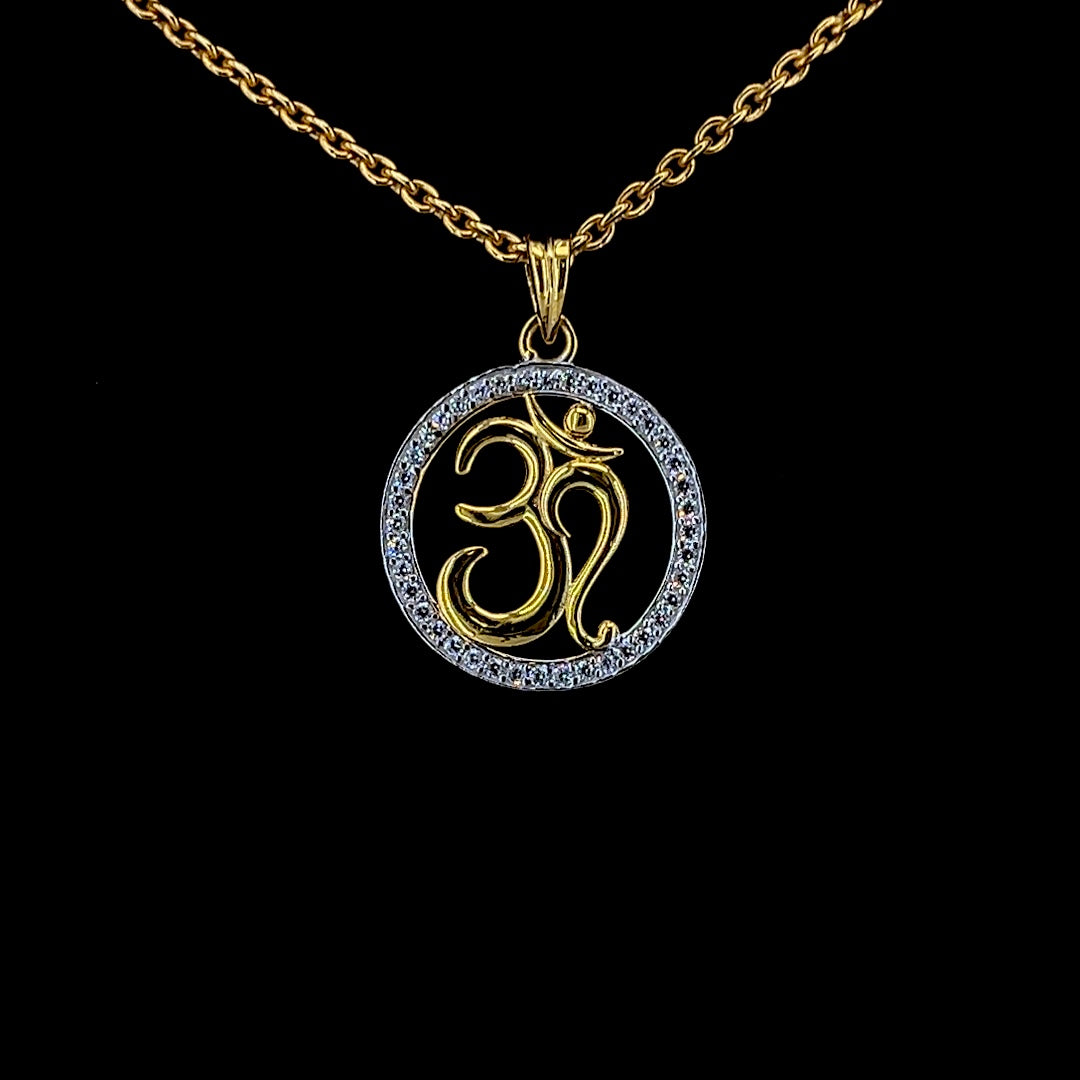 Om Pendent -14878